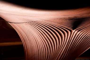 雕塑美學在商業空間裝飾中的破圈實踐